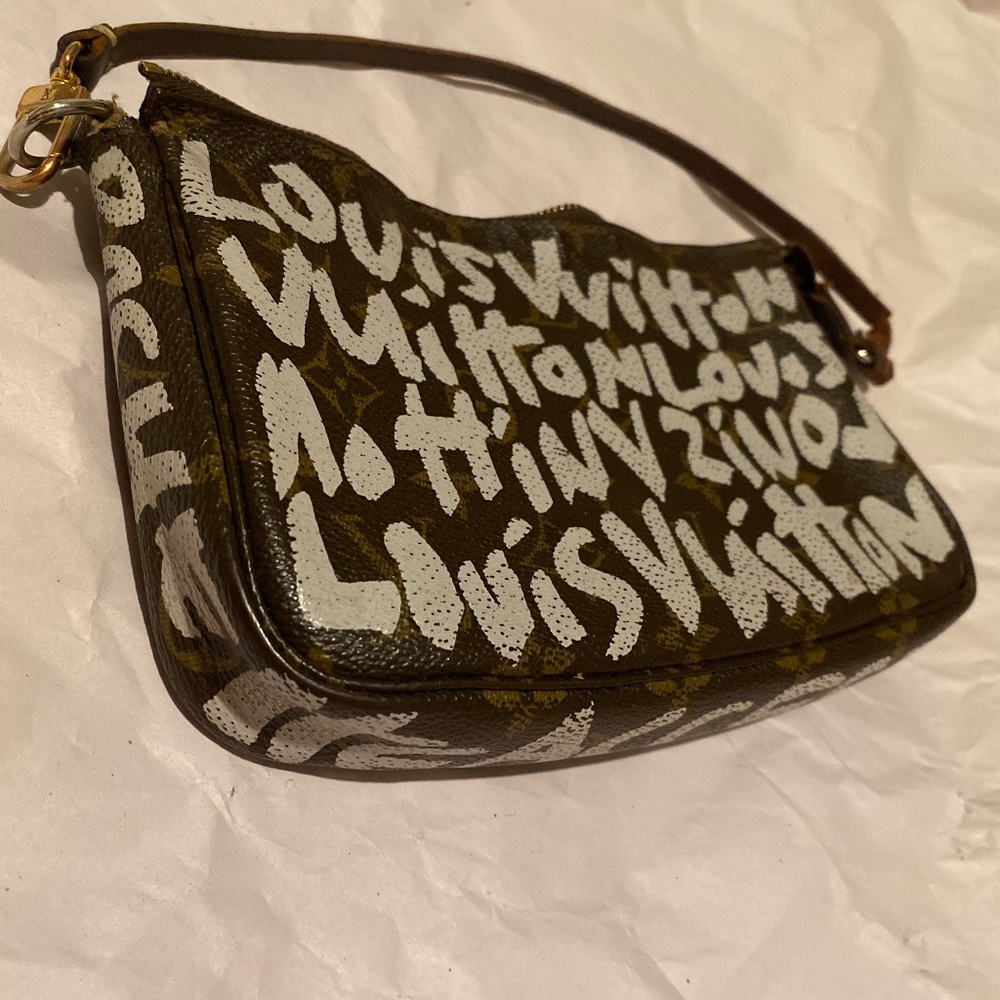 Louis Vuitton Stephen Sprouse Pochette